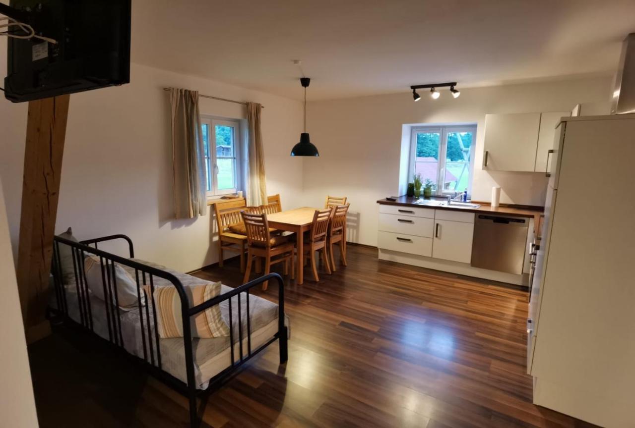 Appartement Niedergerner Alpaka Ranch à Haiming Extérieur photo